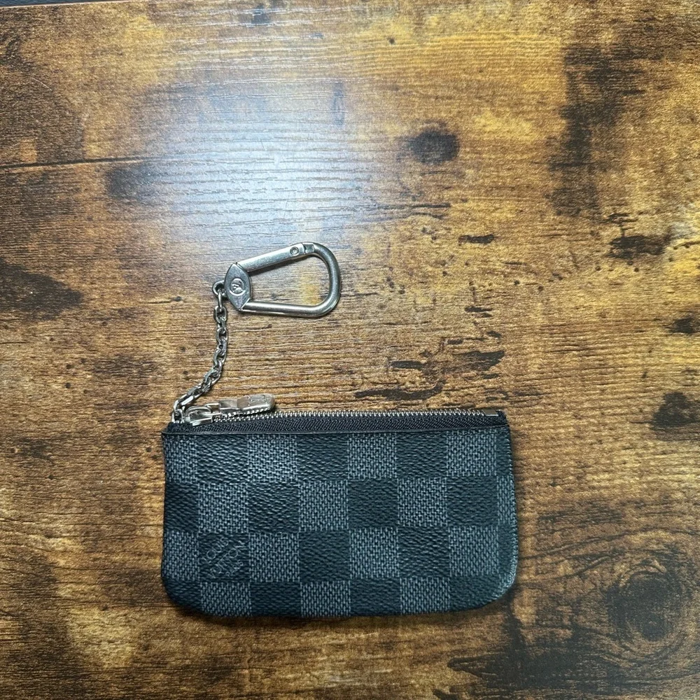 Louis Vuitton Damier Graphite Key Pouch